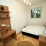 San Babila - Duomo Luxury Milanese Apartment