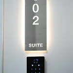 San Babila - Duomo Luxury Milanese Apartment